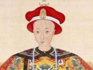 在清朝时期。有哪一位皇帝是以嫡长子即位的?