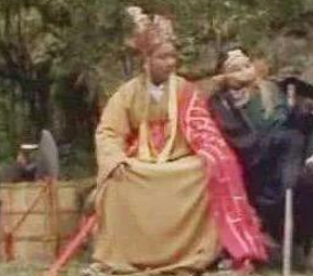 西游记中孙悟空出去捉妖时，为何要用金箍棒在地上画个圈？