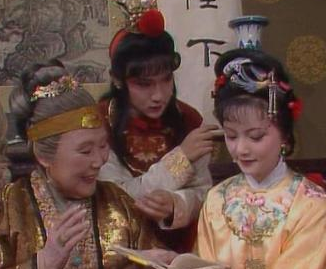 红楼梦黛玉十五岁生日时，贾母为何没有表示？