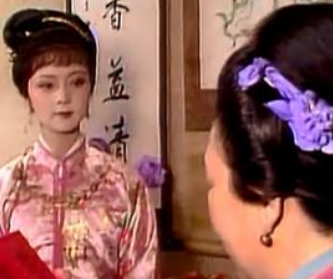 红楼梦王熙凤小产对贾府有何影响？有何变动