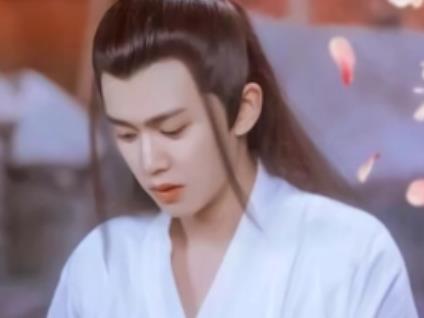 《与君初相识》空明散仙喜欢谁？空明散仙有官配吗