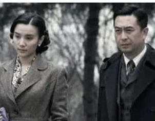 《悬崖》女主的扮演者是谁？一部非常经典的抗战剧