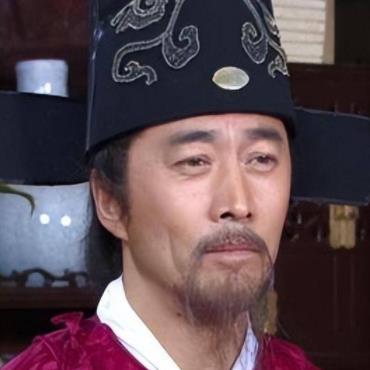 大臣曾秉正的一生有多坎坷？