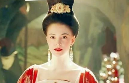 杨玉环到底有什么魅力存在 李隆基为何对杨玉环如此青睐