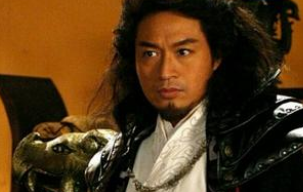 《封神演义》纣王残暴不仁，为何对闻仲毕恭毕敬？