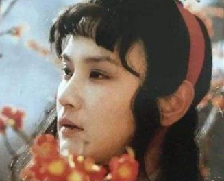 红楼梦中妙玉与宝玉之间是什么关系