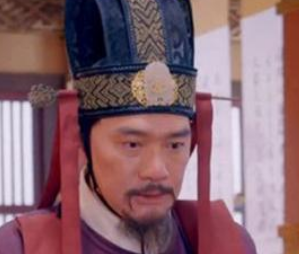 唐朝时期为何会出现君臣不信任的现象？
