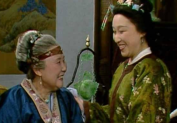 红楼梦中，贾母为什么夸奖薛宝钗？她是真心的吗？