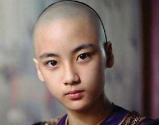 永璂是什么身份？历史上永璂与乾隆之间的关系怎么样？
