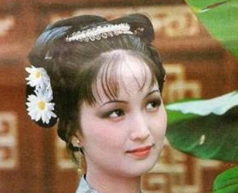 红楼梦中平儿最后是什么结局？为何会成为正室？