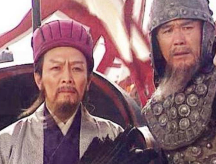 诸葛亮打仗都是做轮椅出场 诸葛亮的腿有什么问题吗