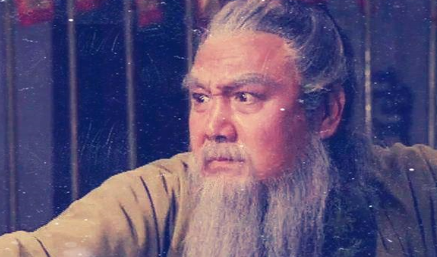 从与关羽对战的回合数来看，纪灵黄忠庞德徐晃谁更强？