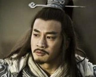 历史上刘邦称帝之后是如何解决父亲的问题的？