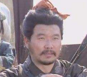 关羽在白马之围时，没有选择收服廖化是因为什么？