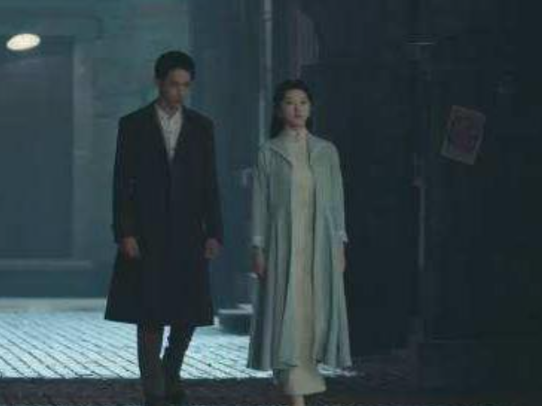 《流光之城》孟绪安是如何刺激嘉上的？