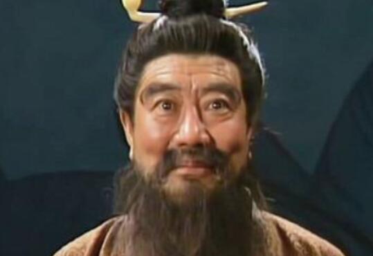 吕布的性格如何？为什么屡次背叛自己的义父？