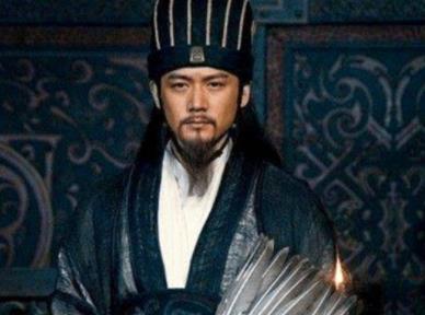 曹操为什么没有把诸葛亮招揽到手下？