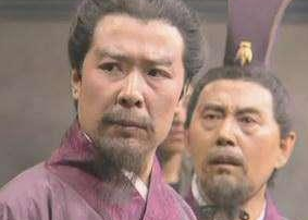 刘备有多仁义？照顾黄权在蜀的家人