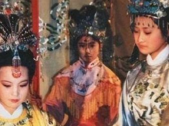 红楼梦中贾元春与贾府的兴衰有何联系？她是什么结局？