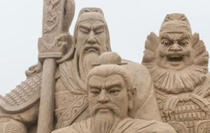 历史上刘表为什么会选择收留刘备呢？