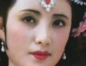 红楼梦宝玉对秦可卿是一种什么样的感情？二人关系如何？