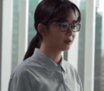 《请叫我总监》陆既明喜欢谁？陆既明跟谁在一起了