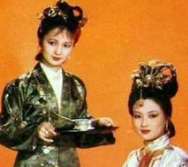 红楼梦中平儿对王熙凤来说到底有多重要？