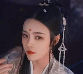 历史上楚成王为何会被自己的儿子杀死？