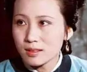 红楼梦中王夫人是如何打压李纨的？做了什么事情