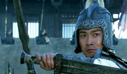 在关羽和赵云二人之间，到底谁的武功更厉害一点？