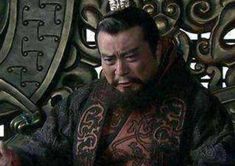 袁绍失败的真正原因是什么？并非“志大而智小”