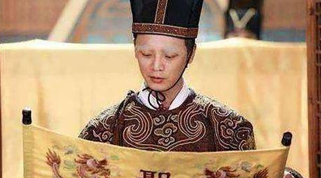 古代宦官不是不识字吗 太监又是怎么宣读圣旨的