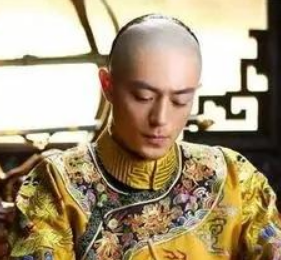 海兰察、乌尔登都是什么出身？他们最后的结局为何不同？