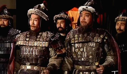 在刘备的蜀汉人才库中，关键时刻谁能说服关羽？