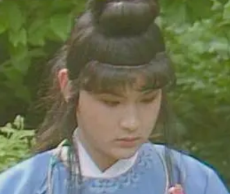 红楼梦众人物众，有哪些人的名字出自唐诗？