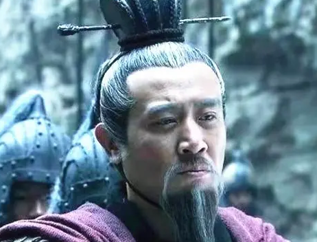 刘备临死前托孤的时候 刘备为何没有把兵权交给诸葛亮