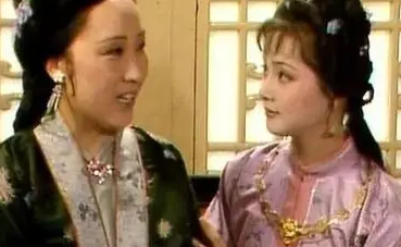 《红楼梦》薛姨妈和薛宝钗联合打薛蟠，其实真是冤枉他了