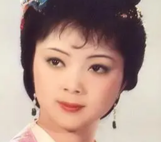 红楼梦中薛府都经营哪些生意？为何会如此有钱？