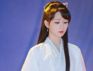 《离歌》改编自饶雪漫的作品，演员阵容如何？
