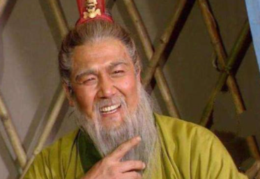 赵云为人谦和，为什么也不服黄忠呢?