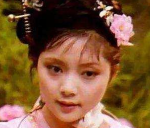 红楼梦中莺儿是是个什么样的人？与主子薛宝钗差距有多大？