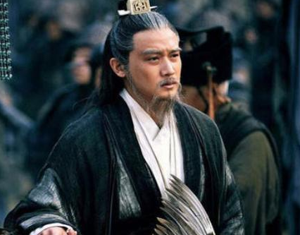 诸葛亮在大雾天草船借箭的死后 曹操为何不敢放火箭