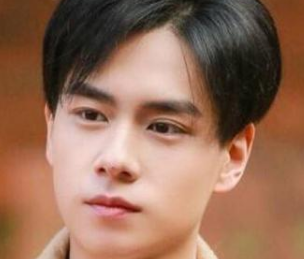《请和这样的我恋爱吧》讲的是什么故事？真的很期待了