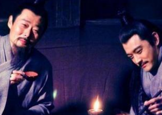 历史上周瑜死后，接替统领部队的人是谁？为何事鲁肃？