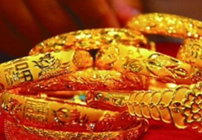 在古代，皇帝赏赐大臣的黄金万两有多少钱？