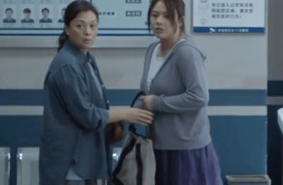 《江照黎明》陈警官收到奇怪包裹，直接质问李晓楠