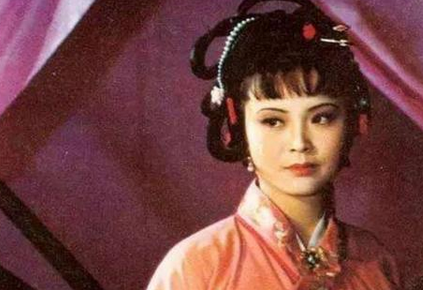 《红楼梦》里胡庸医给尤二姐治病为什么要看脸？