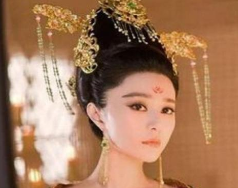 杨玉环死后安禄山痛哭好几天 两人之间到底是什么关系