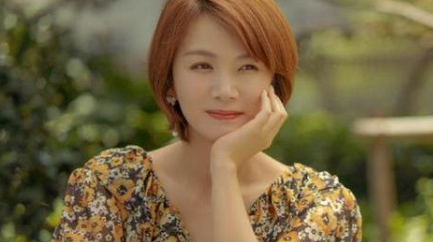 《我们的婚姻》正在热播中，老戏骨张晨光饰演沈澎，