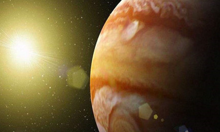 宇宙中木星的质量有多大？差不多有1300个地球的大小